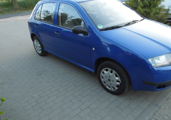 Skoda Fabia cena 4300 przebieg: 177000, rok produkcji 2003 z Wronki małe 232